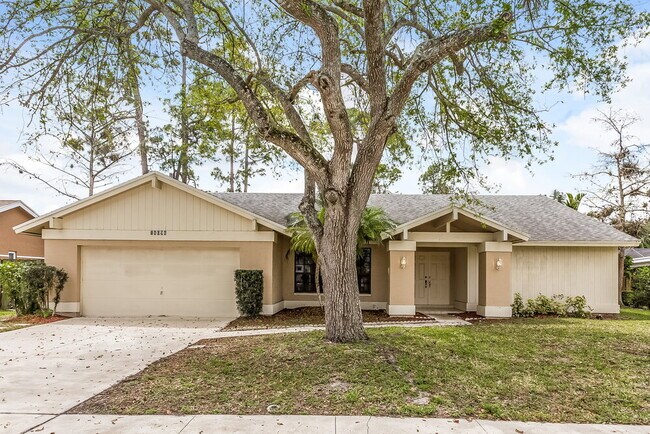 Building Photo - 14096 Greentree Dr