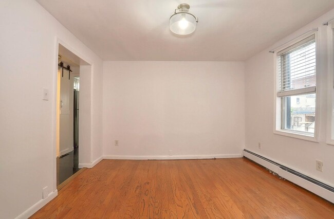 Photo - 509 7th St Unit 1