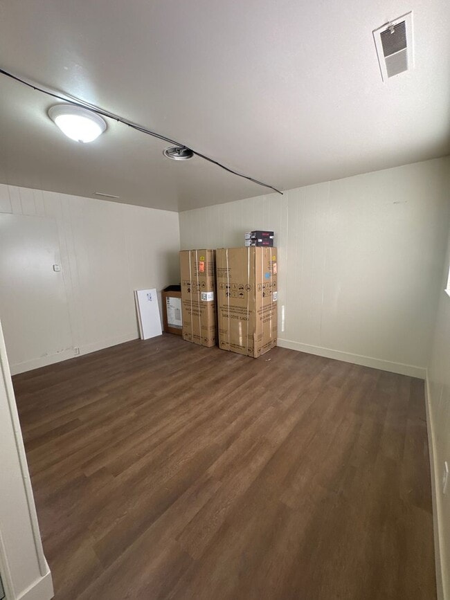 Photo - 44 S 200 E Unit 8