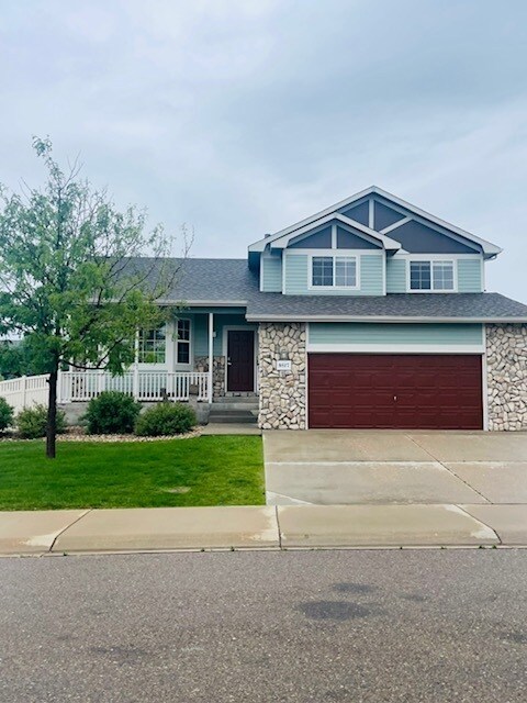 Charming 3 beds 2.5 baths in Firestone - Charming 3 beds 2.5 baths in Firestone