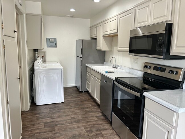 Photo - The Homestead