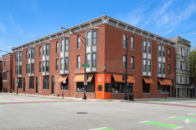 Building Photo - 1008 S Loomis St Unit 1