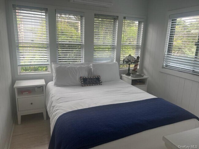 Photo - 57 Juniper Ave