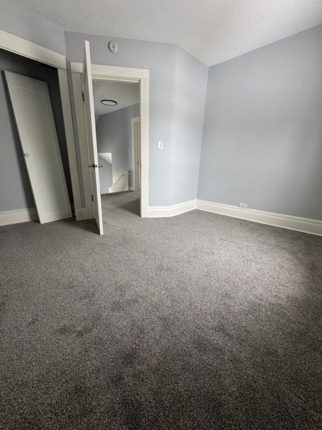 Photo - 804 6th Ave S