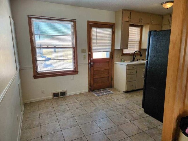 Photo - 111 Norman Rd