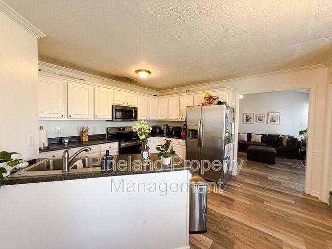 301 Buckeye Dr