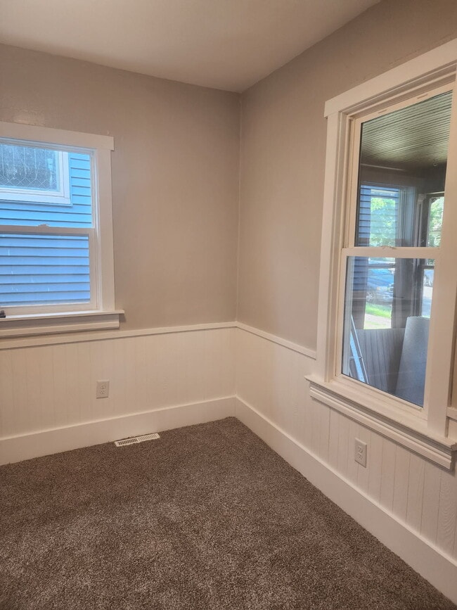 Photo - 523 Jackson St