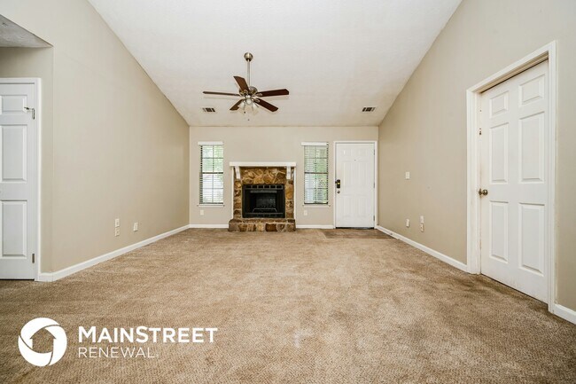 Photo - 148 Adrian Dr