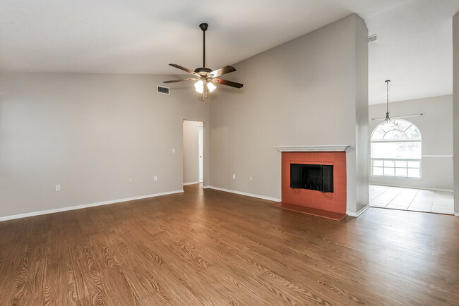 Photo - 3839 Marquise Ln