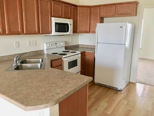 Photo - 914 Brawley School Rd