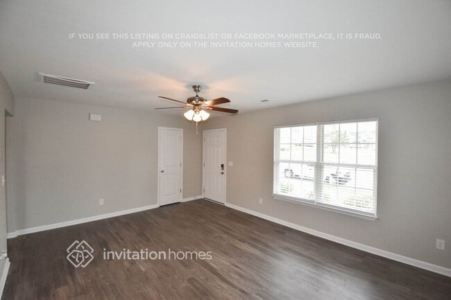 Photo - 2402 King Malcolm Ln