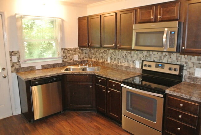 Photo - 45 Davie Cir