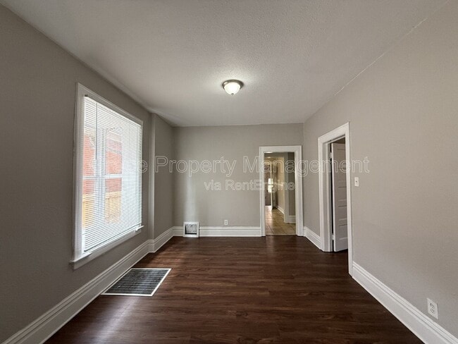 Photo - 451 S Sherman St