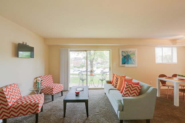 Photo - Taylor Gardens