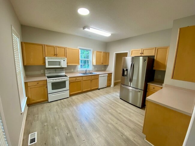 Photo - 2425 Laurel Falls Ln