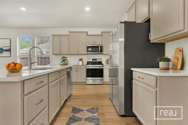 Photo - 1685 Twin Cove