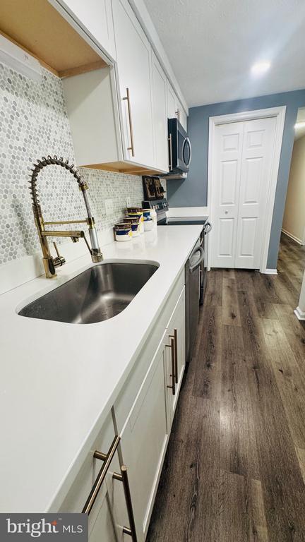 Photo - 601 Himes Ave Unidad II104