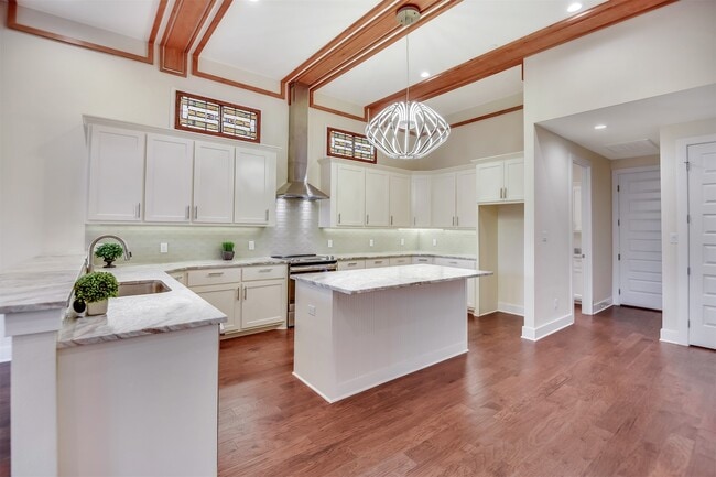 Building Photo - 4100 S Texas Ave Rental