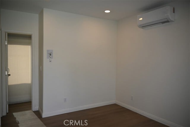 Photo - 425 Danimere Ave