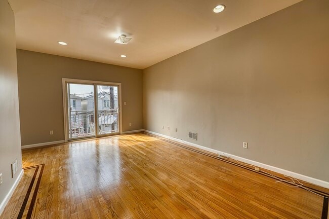 Photo - 392 Liberty Ave Unit 2