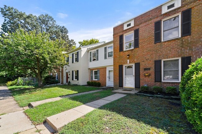 Photo - Ready Now! 3 bedroom Townhouse in Annapolis!