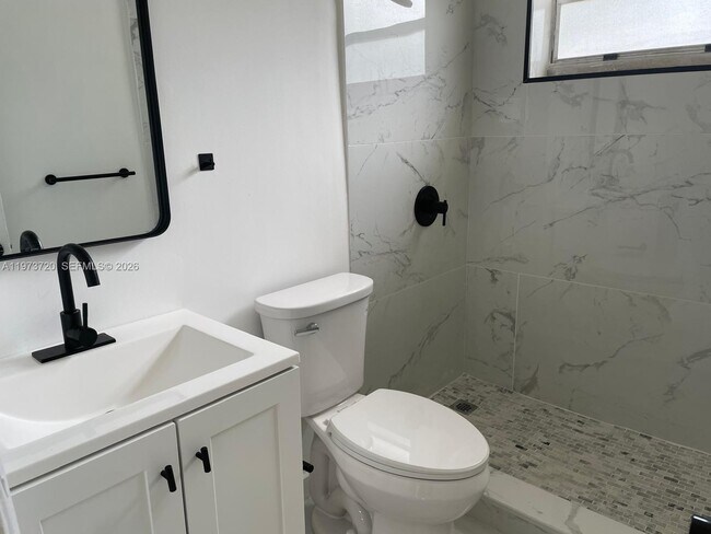 Photo - 6025 Polk St Unit 2