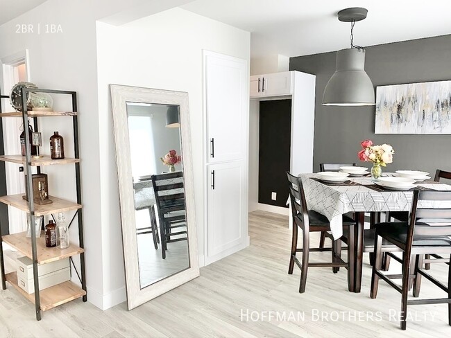 Photo - 8753 Langdon Ave Unidad 214