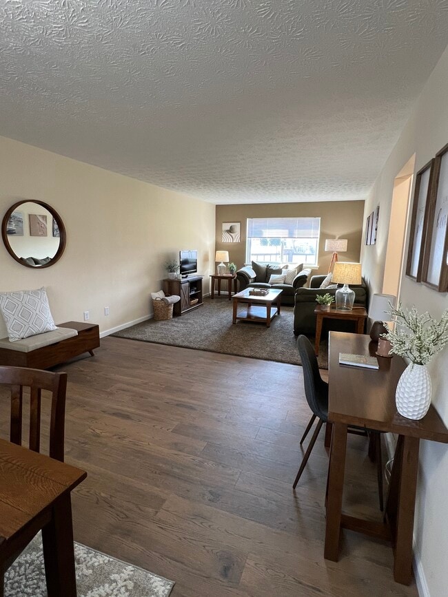 Photo - Greenleaf Meadows