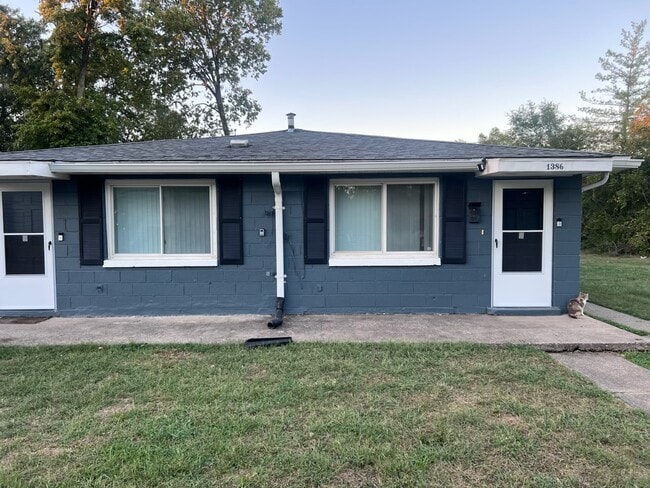 Building Photo - 1384 Behles Ave Unit 1384