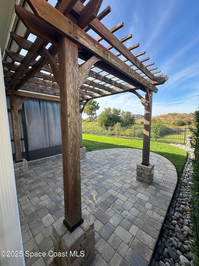 Photo - 3168 Lamanga Dr