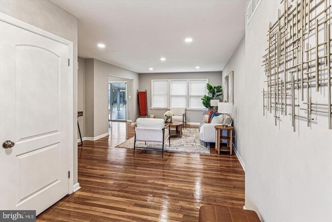 Photo - 7 Cedar Bluff Ct