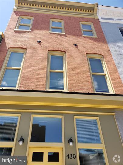Building Photo - 430 S Bond St Rental