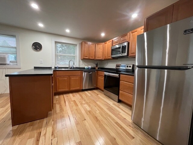 Photo - 611 S Main St Unidad Brattleboro