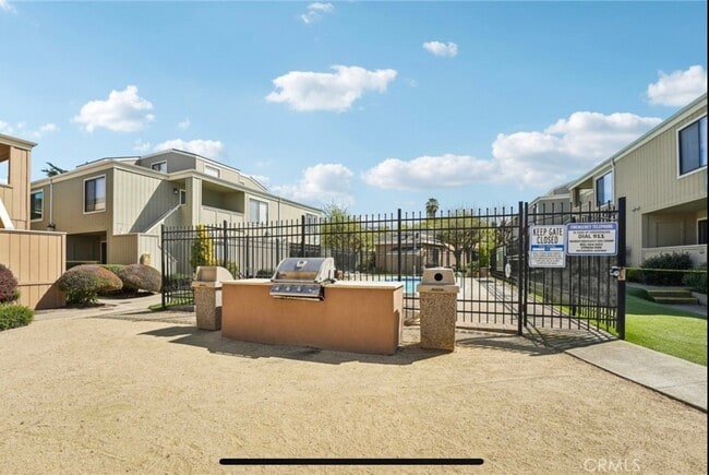 Photo - 820 Casanova Ave