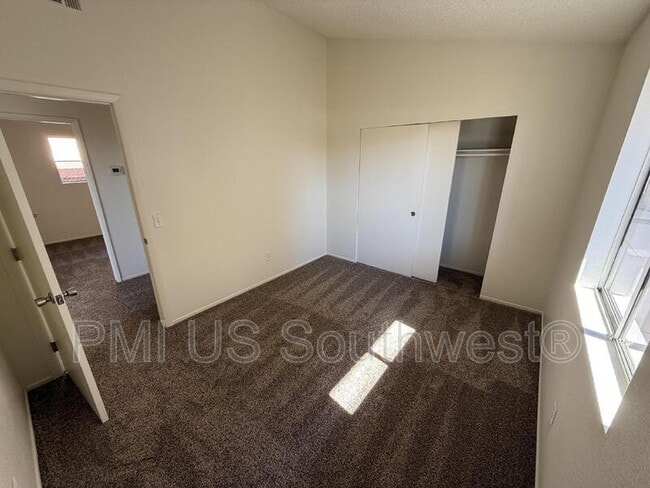 Building Photo - 364 Rio Grande Ct Unit Apt B