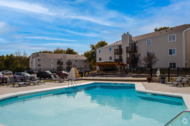 Building Photo - The Residences of Auburn Hills Rental