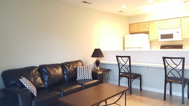 REDUCED! Fully Furnished 1 Bedroom Condo i... - REDUCED! Fully Furnished 1 Bedroom Condo i...