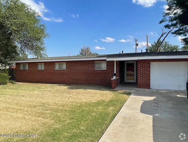 Building Photo - 3015 38th St Rental