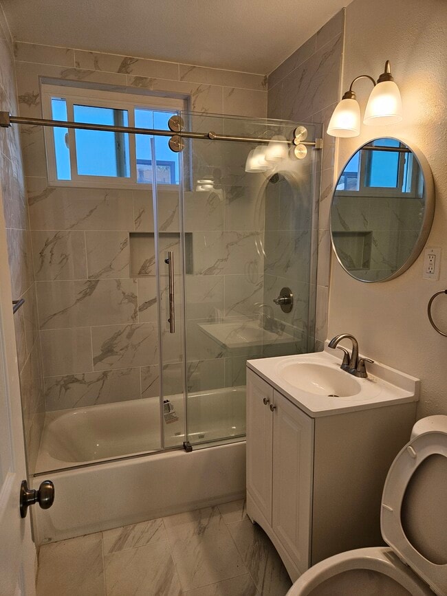 Photo - 2314 Elmgrove St