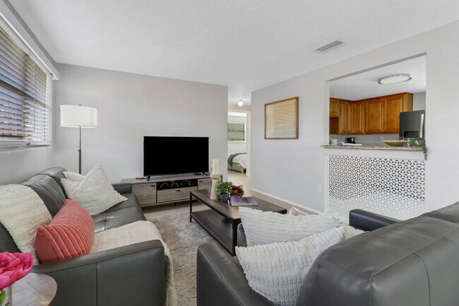 751 100th Ave N Unit SI ID1502608P
