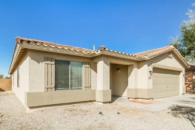 Photo - 2112 W Burgess Ln
