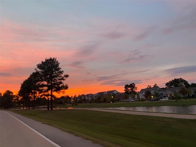 Photo - 6 Picture Rock Pl