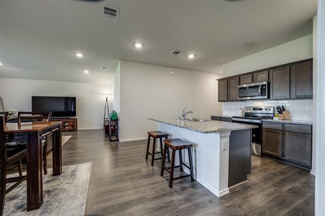Photo - 1303 Lowhill Dr