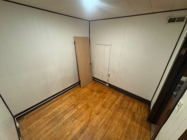 Photo - 2628 W 3rd St