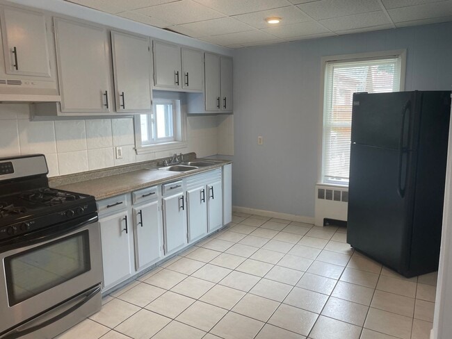 Photo - 25 Ayr St Unit 1