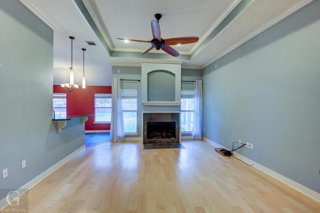 Photo - 407 Whitefield Ct