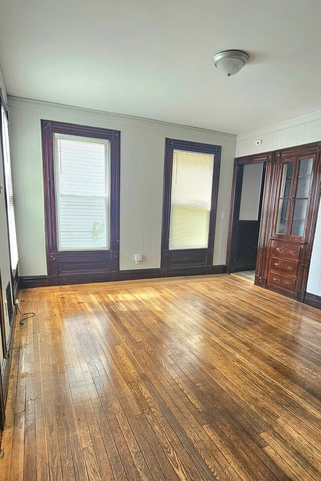Photo - 624 Dixwell Ave Unit 1