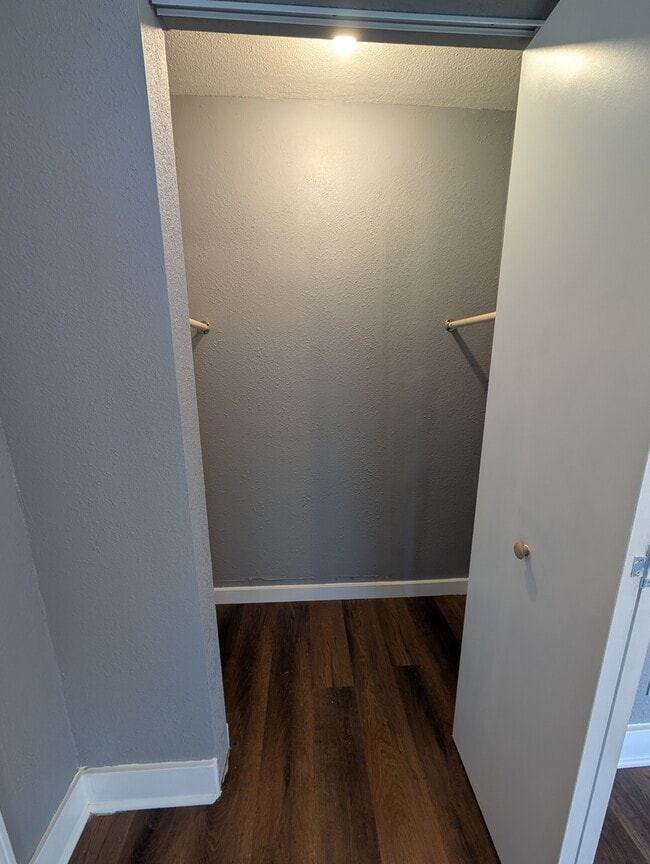 Photo - 415 SW Watson Ave