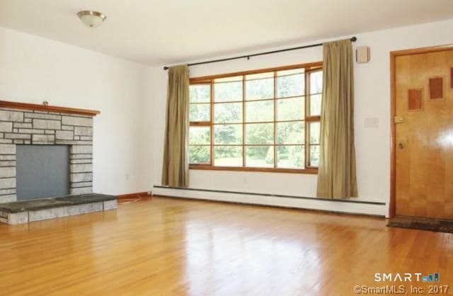 Photo - 101 Waller Rd