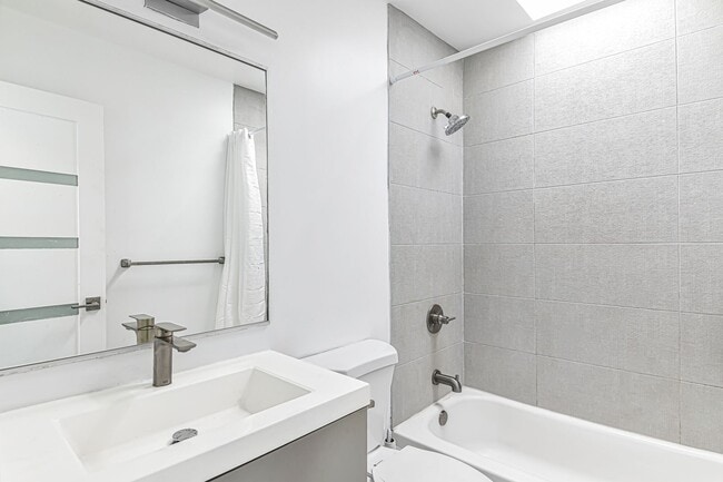 Photo - 5005 August St Unidad 26